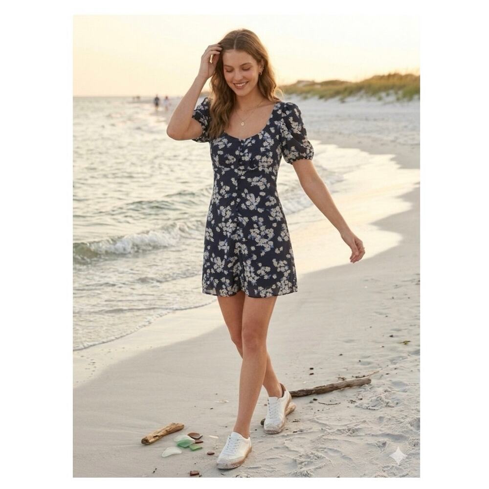 Zara Black Daisy ditsy Floral PuffSleeve cottage peasant boho summer Beachy mini